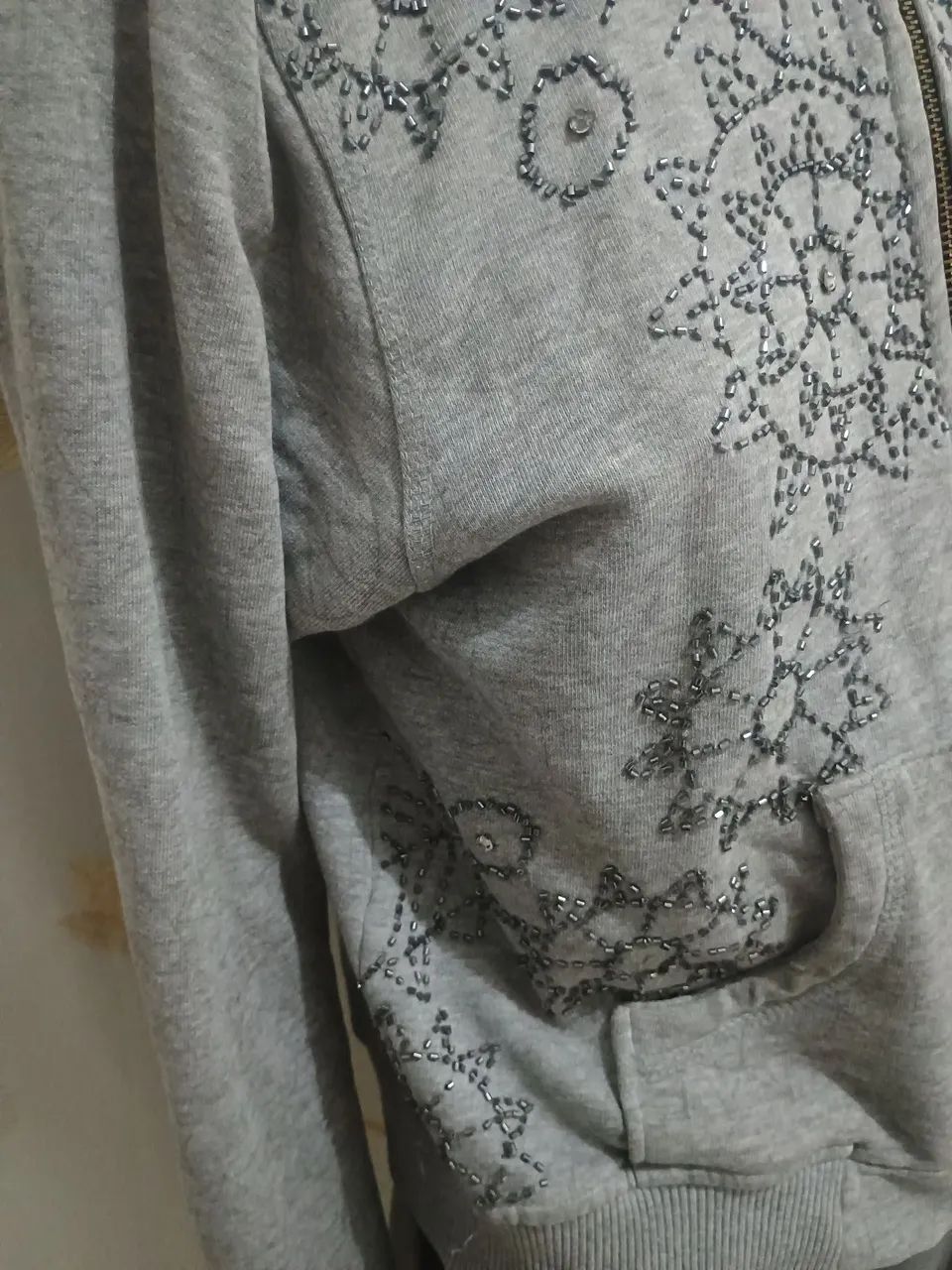 Blusa de frio de malha bordada - Foto 3