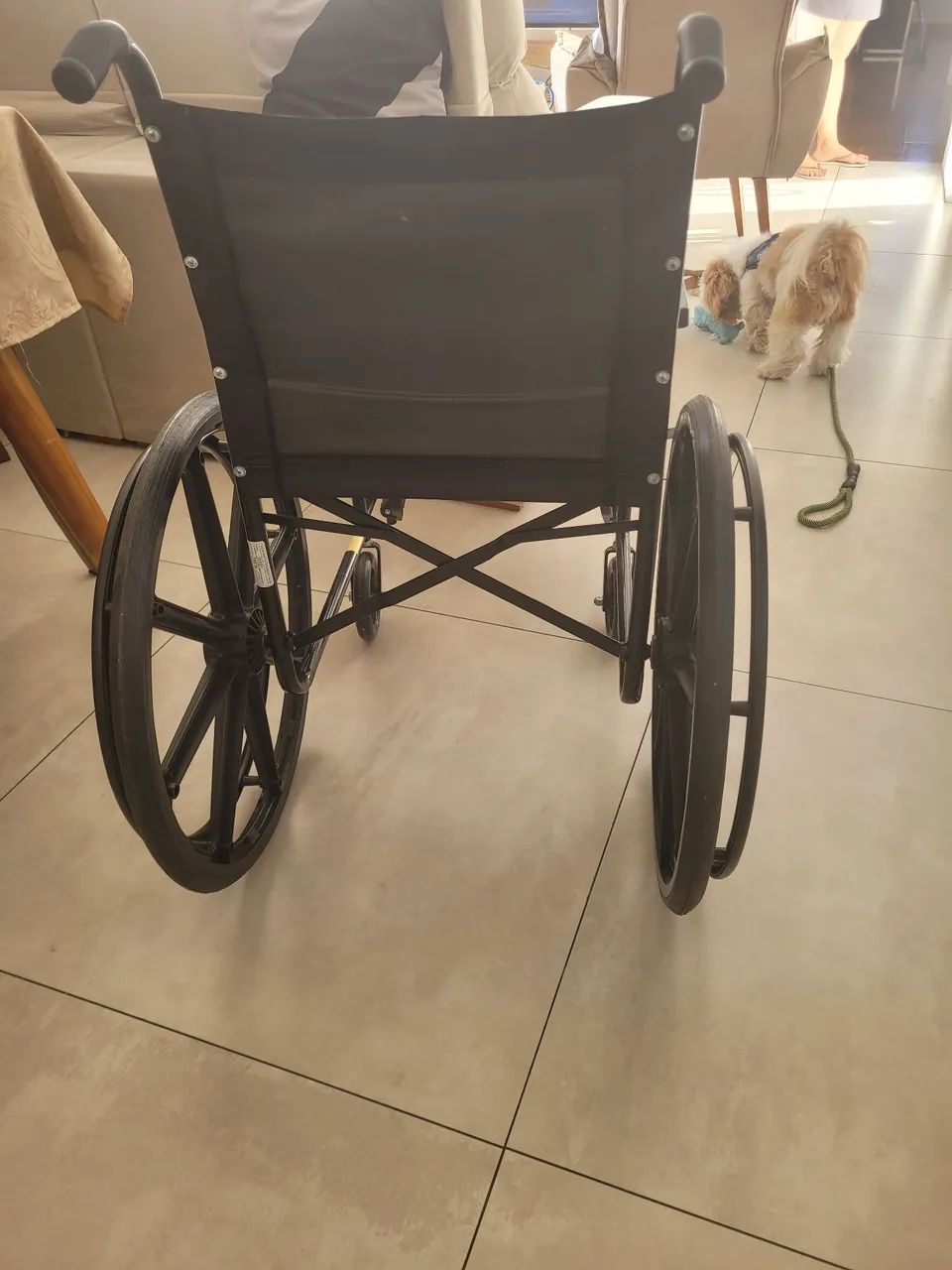 Cadeira de Rodas dobrável em x - Foto 2