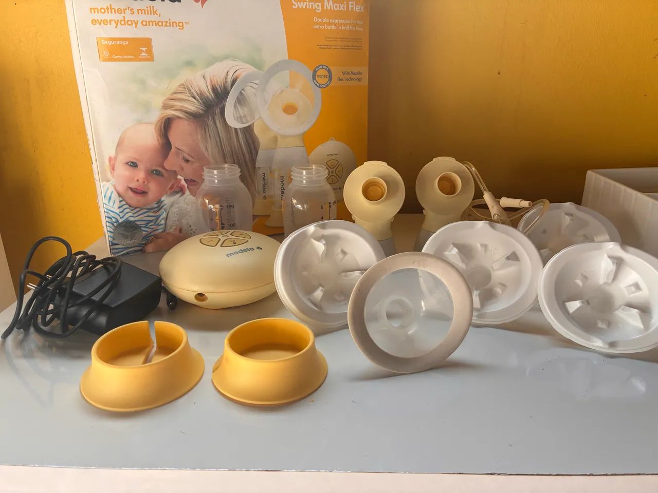 Bomba elétrica de leite dupla Medela  - Foto 2