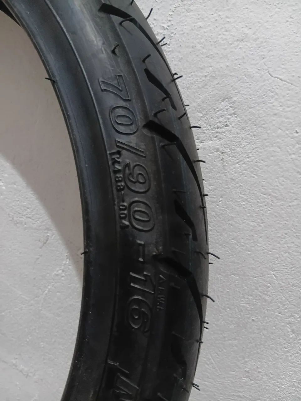 Pneu para moto - Foto 2