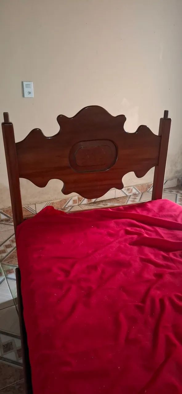 Cama feita de madeira maciça - Foto 3