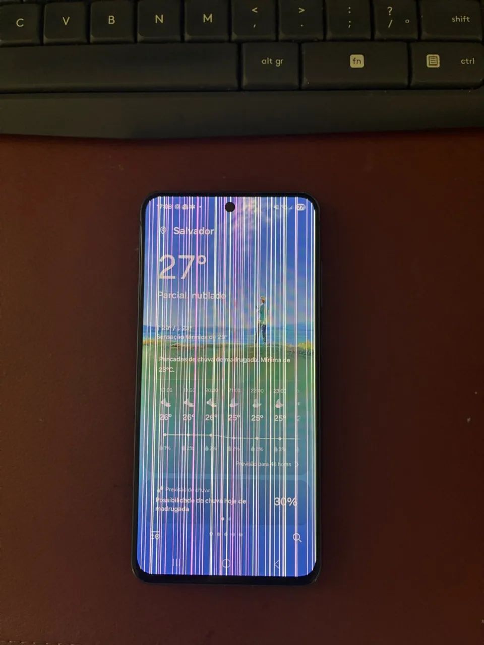Galaxy S21 FE com listras na tela - Foto 3