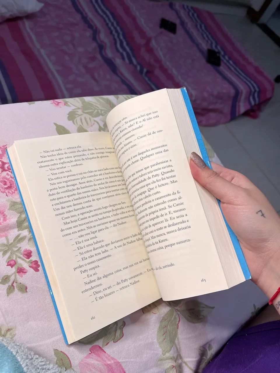 livro os 27 crushes de molly - Foto 4