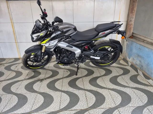 Bajaj 400 - 2026 - Foto 4
