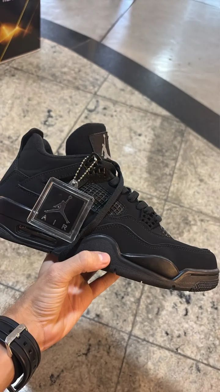 Air Jordan 4 Retro "Black Cat" - Foto 2