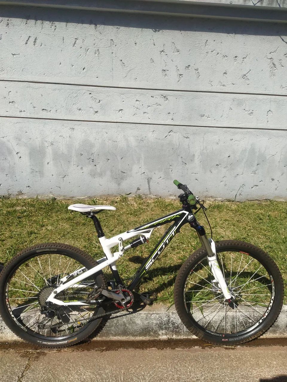 Scott Spark Full Carbon Full Suspension 
