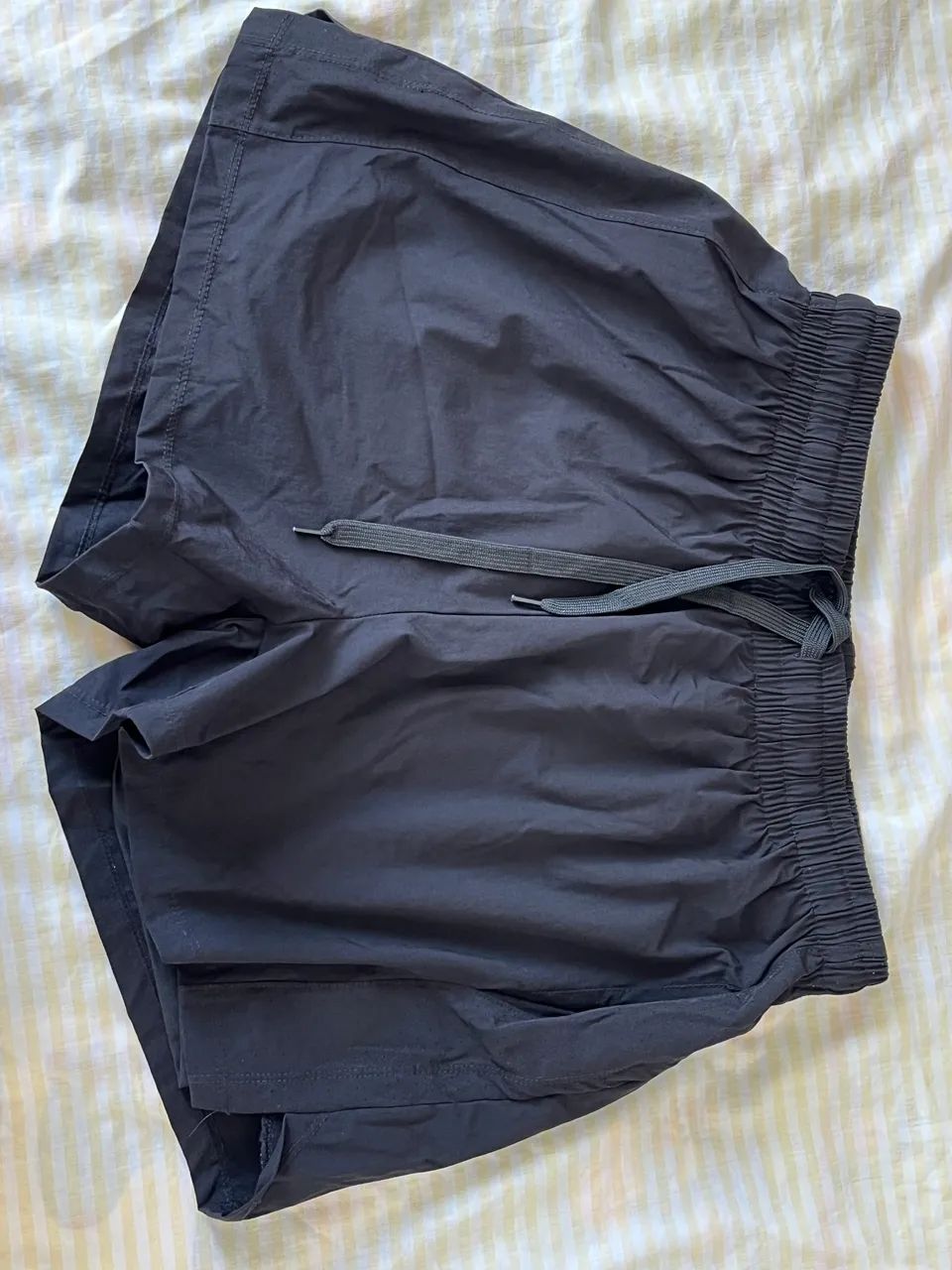 Short esportivo preto 