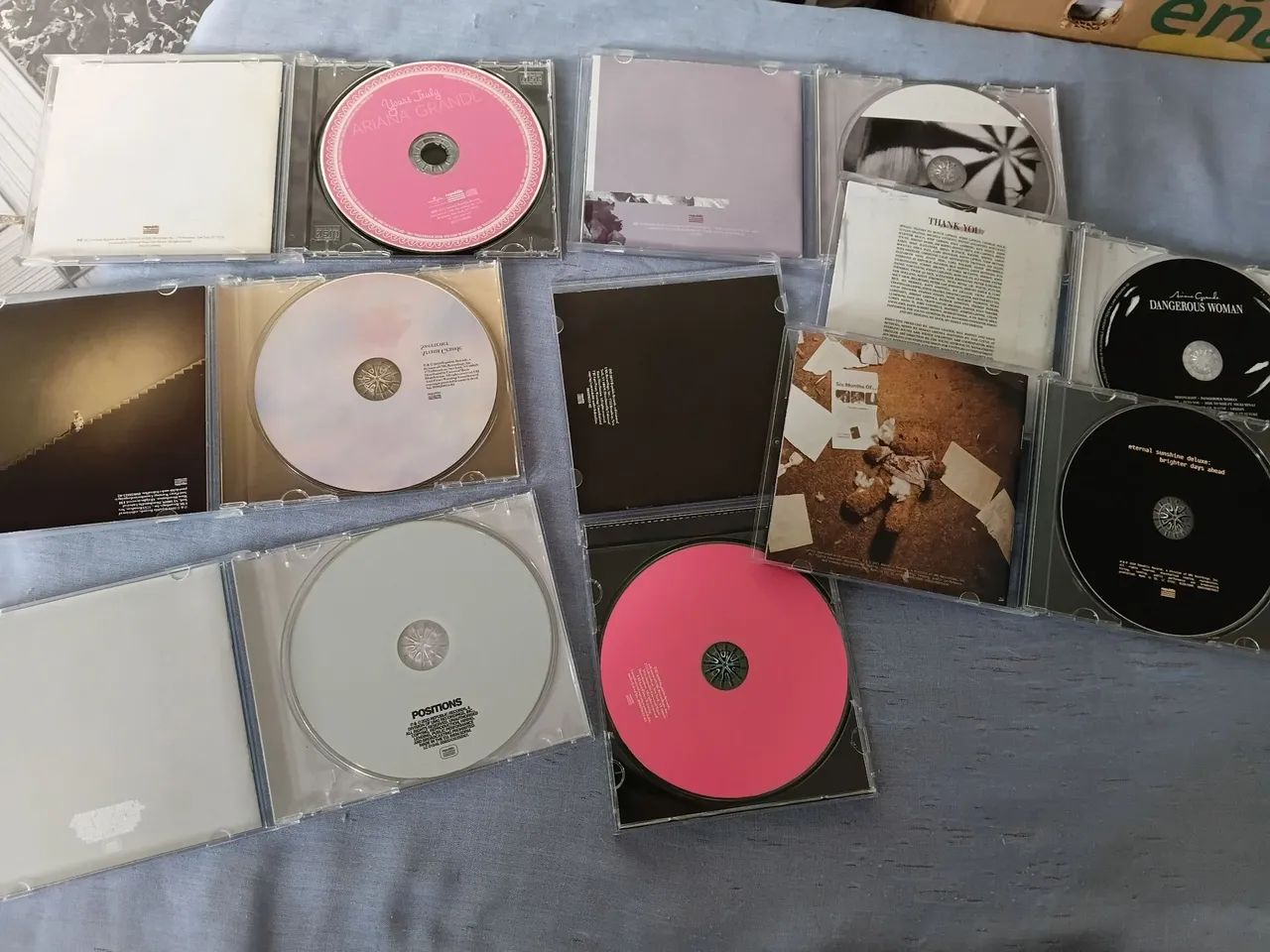 Coleção CDs Ariana Grande 7 albuns  - Foto 3