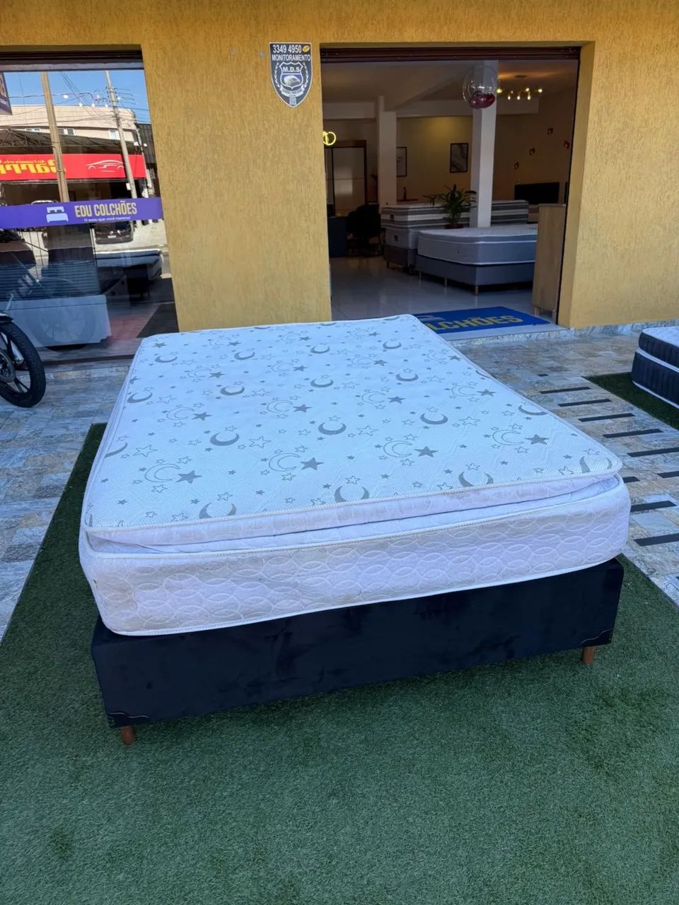 Cama de Casal USADA BASE + COLCHÃO - entrego!  - Foto 5