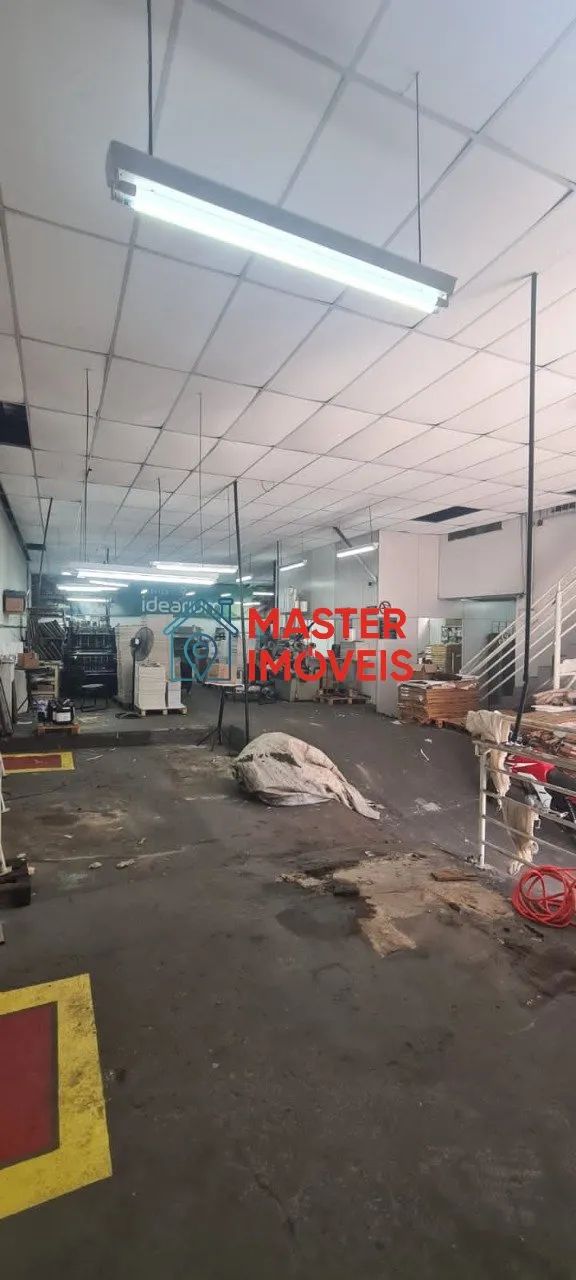 EXCELENTE GALPÃO COM 300 M² - Foto 4
