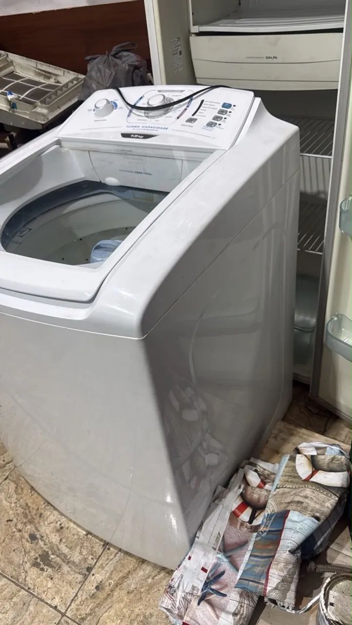 Vendo máquina de lavar.