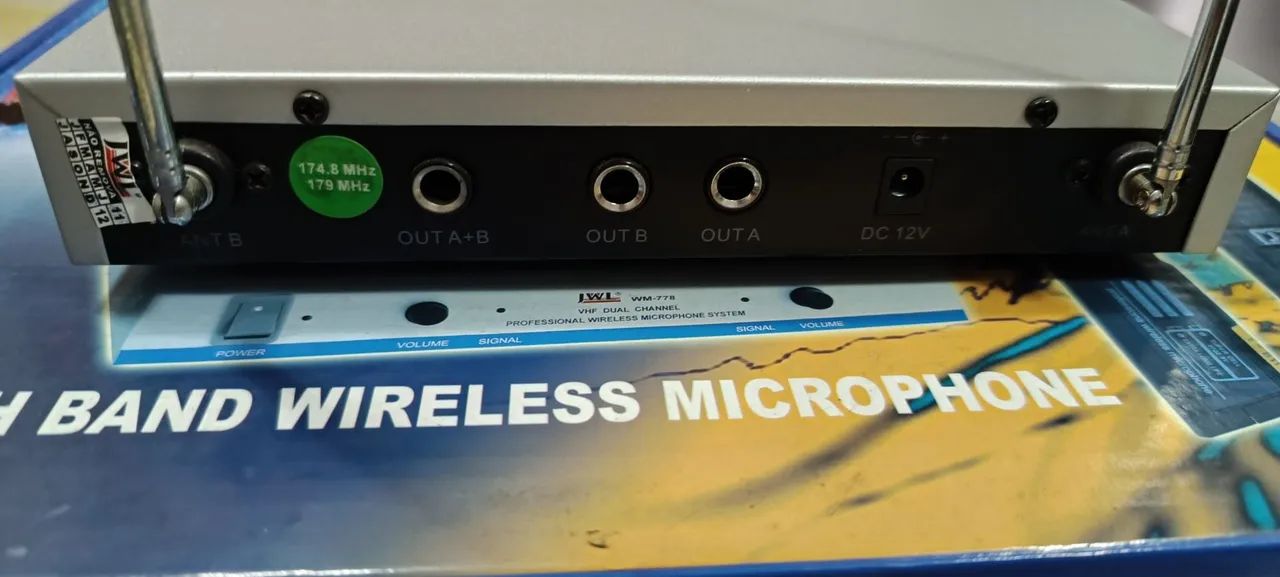 Microfone sem fio duplo VHF - Foto 5