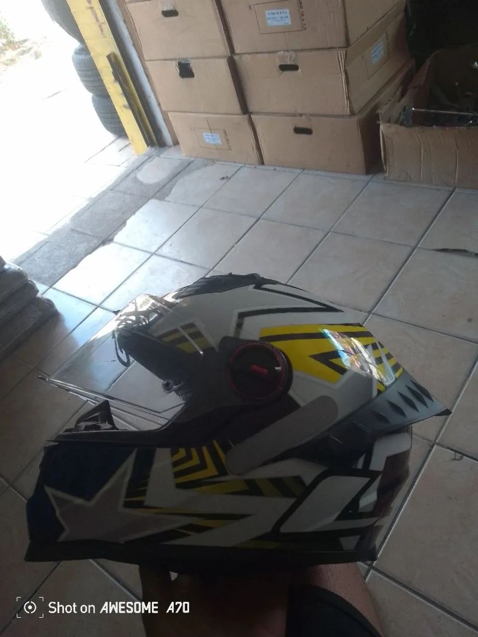 Capacete LS2 troco em iPhone 