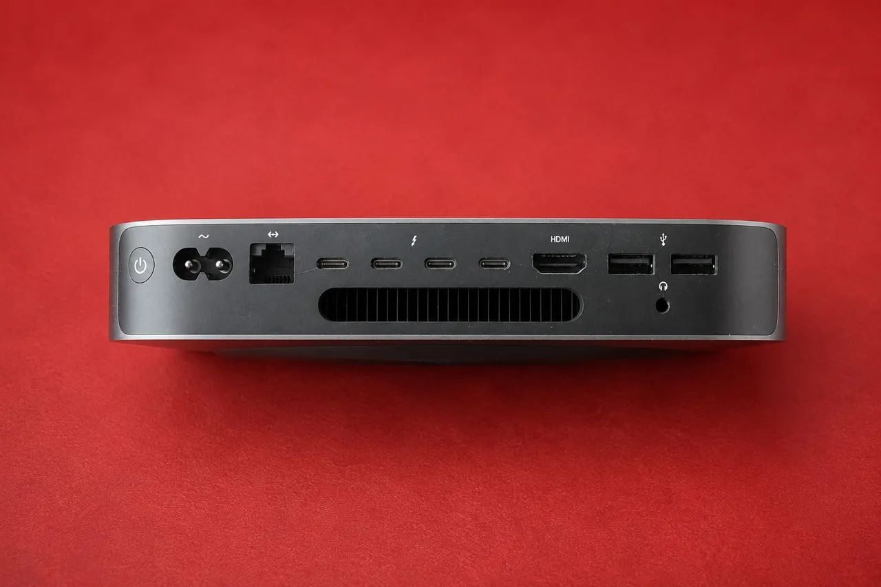 Mac mini 2018 i3 Quad-Core 16GB RAM 2667MHz + SSD 128GB