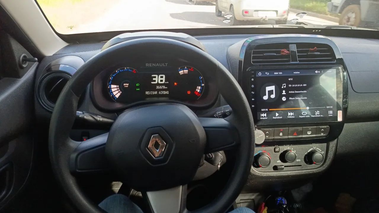 Renault Kwid Zen 1.0 Flex 12V 5P Mec. 2023 - Foto 3