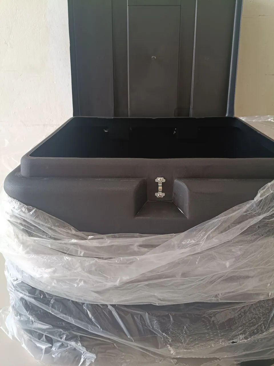 Baú 80 litros sem suporte 