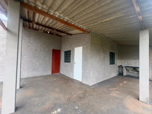 Casa com quintal grande - Foto 5