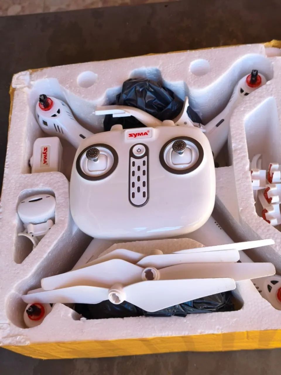 DRONE SYMA X8 PRO COM 3 BATERIAS