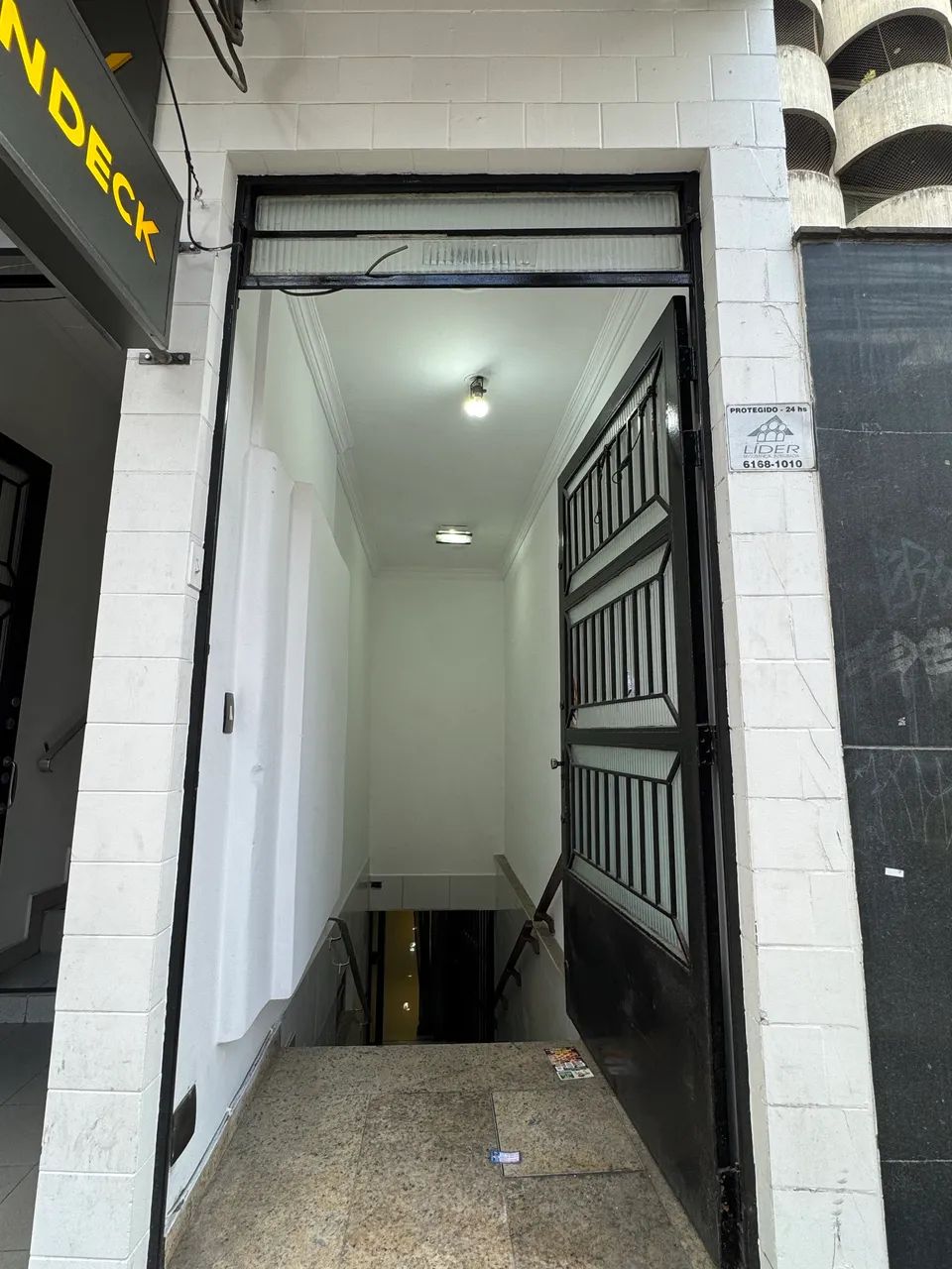 LOJA SUBSOLO NA GALVÃO BUENO - LIBERDADE 