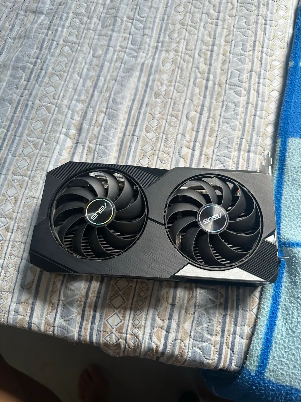 Placa de video rx 6600xt asus OC edition