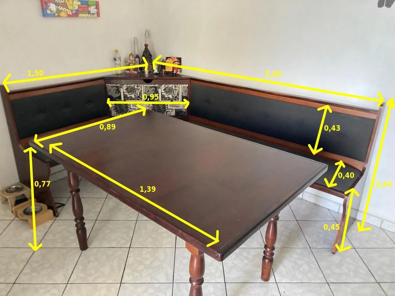 Canto Alemão em Madeira + Mesa + 3 Cadeiras com Baú