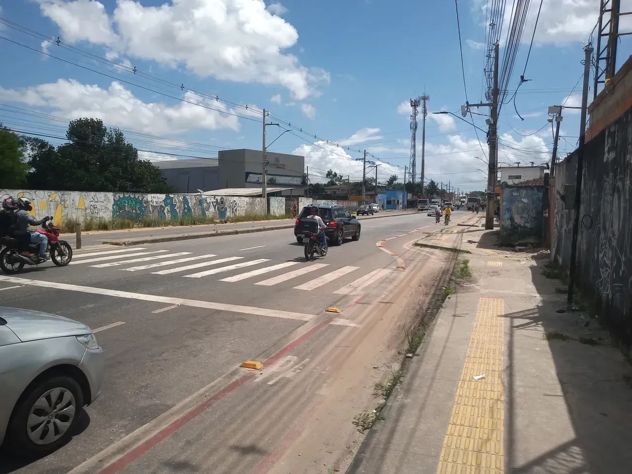 Terreno com Edificação na Rod. do Tapanã, próx. ao Sup. Baratão c/ 1.850 m2. - Foto 3