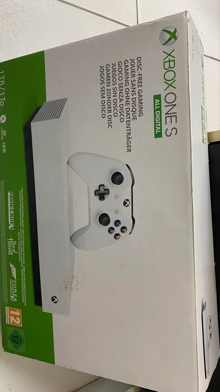 XBOX ONE S 1tb