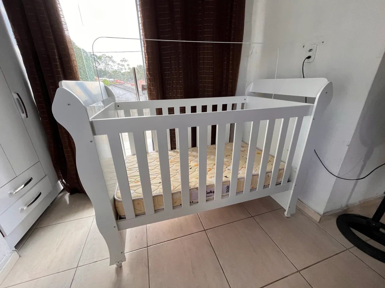 Berço e colchão