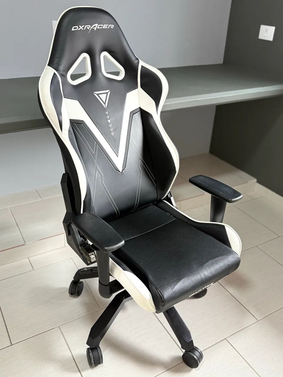 Cadeira Gamer Dxracer Valkyrie - Foto 4