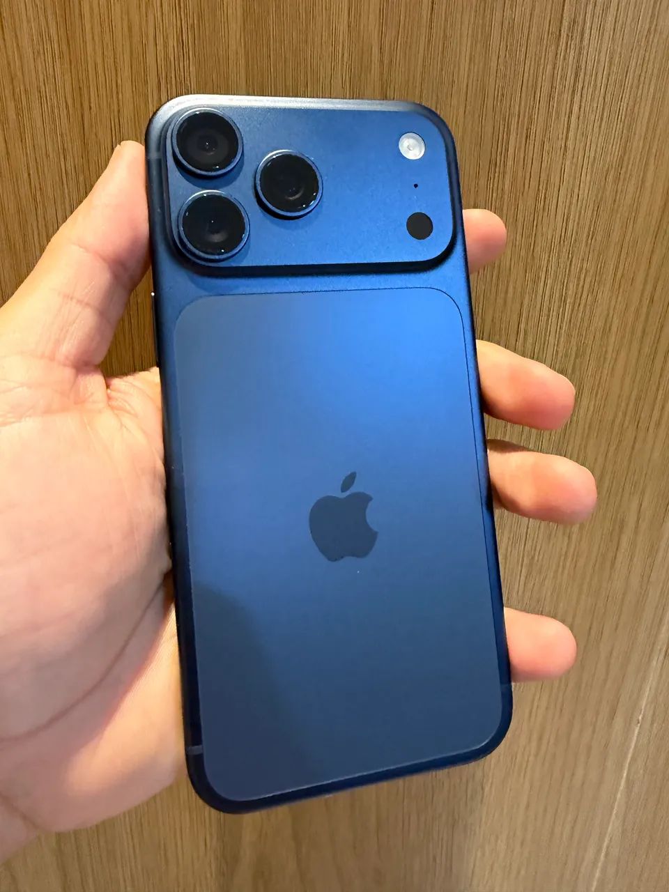 iPhone 17 Pro Max 256Gb (Novo / Sem caixa)