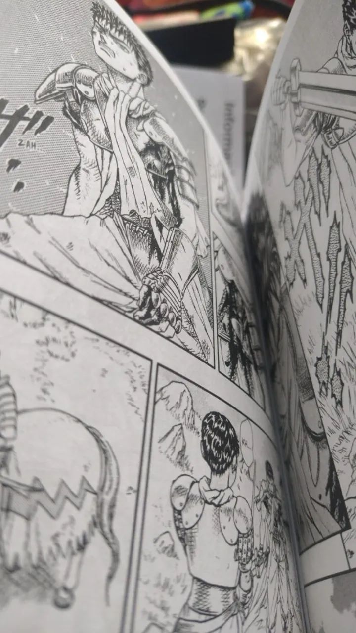                                                              Berserk 4 - Foto 3