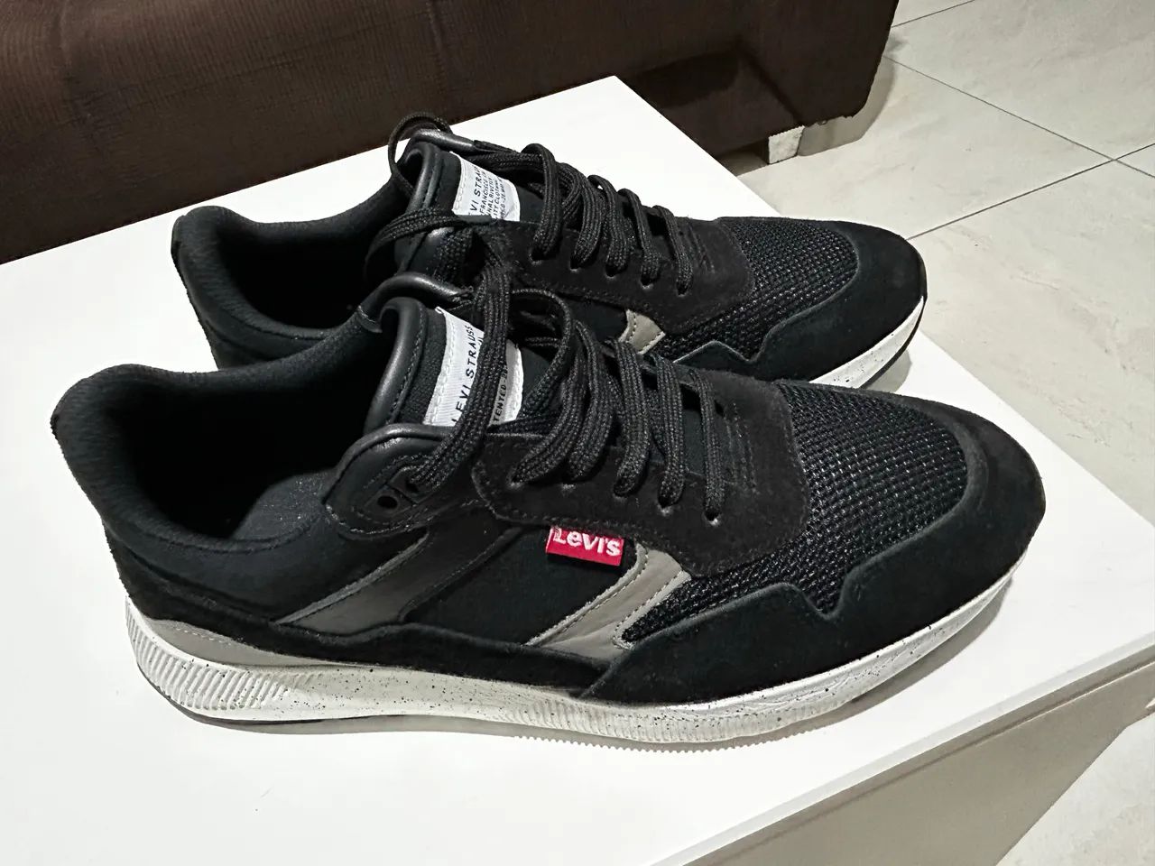 Tênis Levis - Tamanho 39/40 - Foto 2