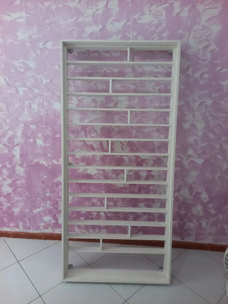 Cama  com rodinhas deslizantes . - Foto 5