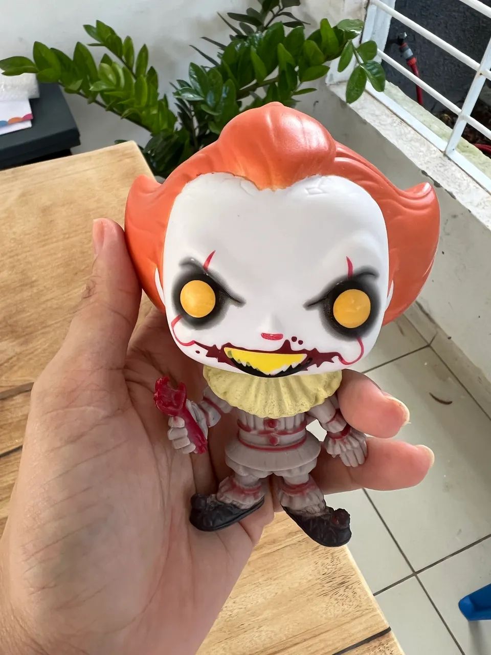 Funko Pop Pennywise IT A Coisa - Boneco Colecionável  - Foto 2
