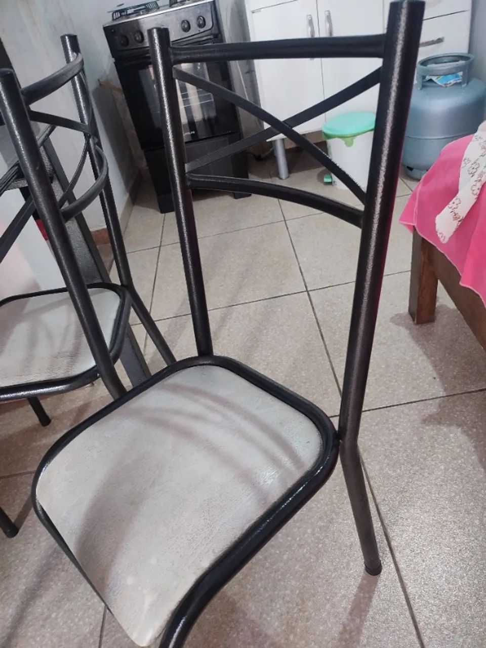 Mesa com cadeiras  - Foto 3