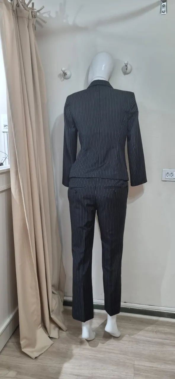 Terno Feminino Risca de Giz (Blazer + Calça) - Foto 2