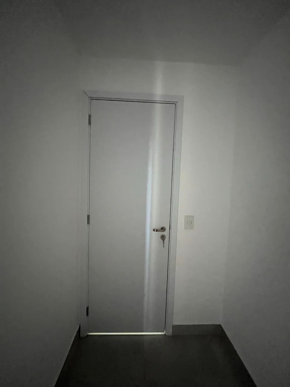 VENDO PORTAS NOVAS - RETIRADAS DE APARTAMENTO NOVO - Foto 6