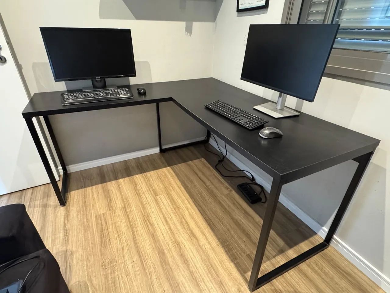 ? VENDO MESA PARA COMPUTADOR/ESCRITÓRIO - Foto 4