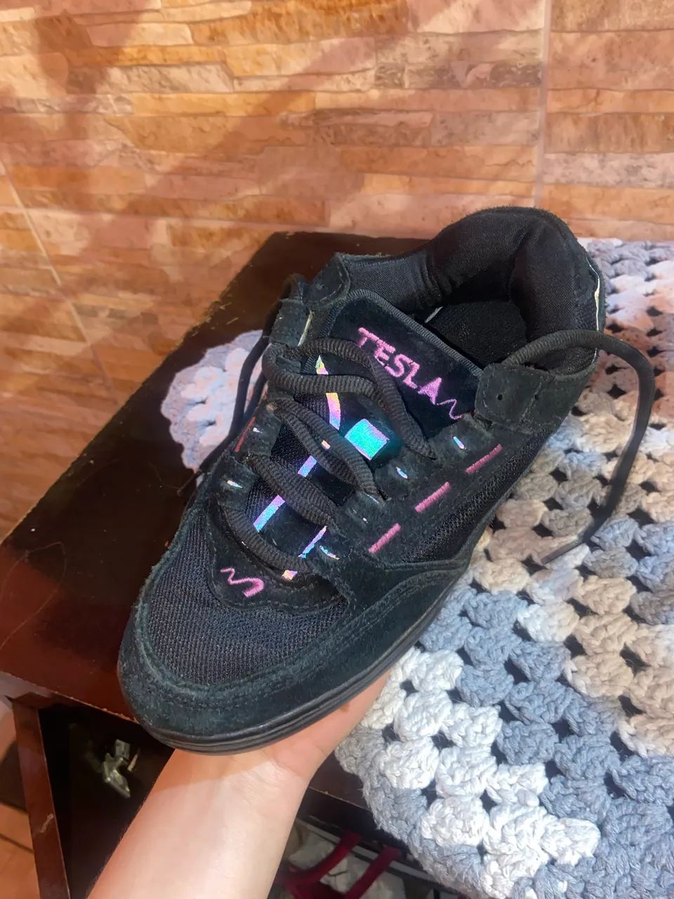 VENDE-SE TÊNIS TESLA - Foto 3
