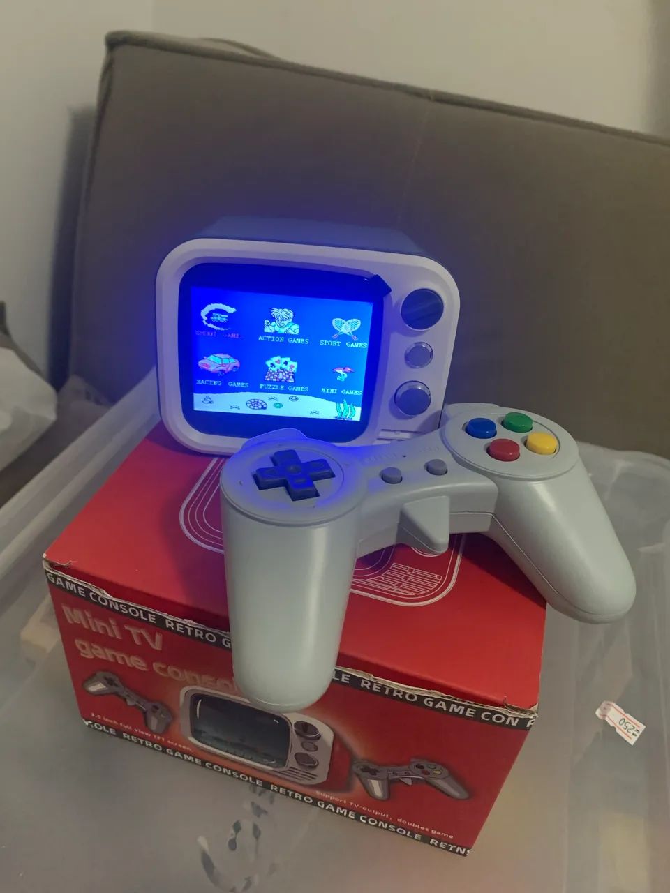 Mini tv com jogos 8bits - Foto 2