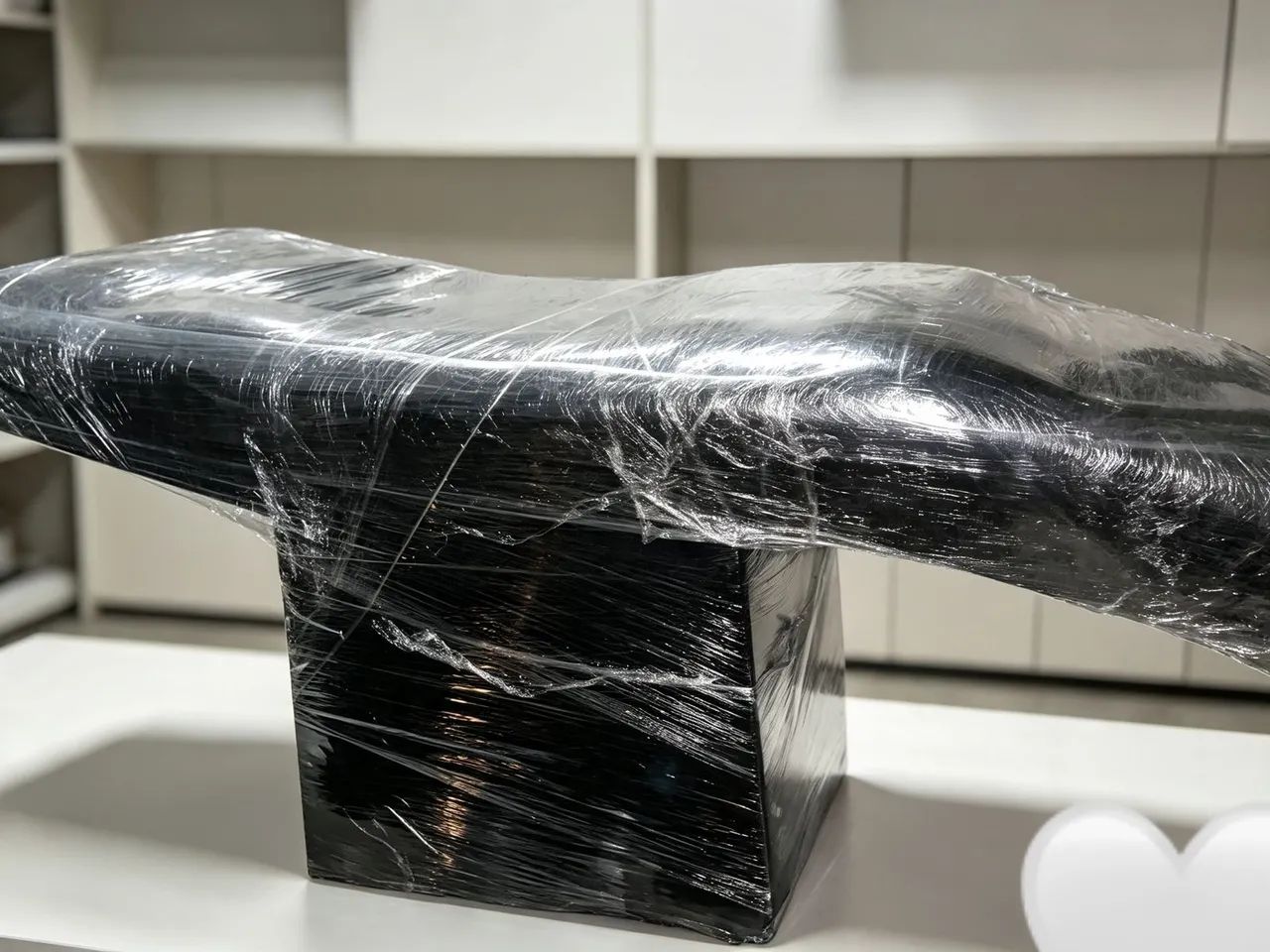 Vende-se Maca de cílios e sombrancelha  - Foto 2