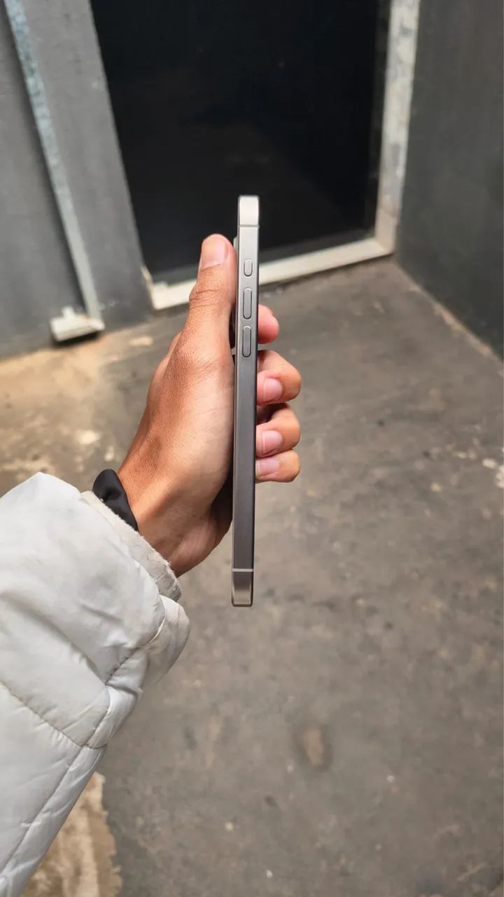 iPhone 15pro Max 256g - Foto 3
