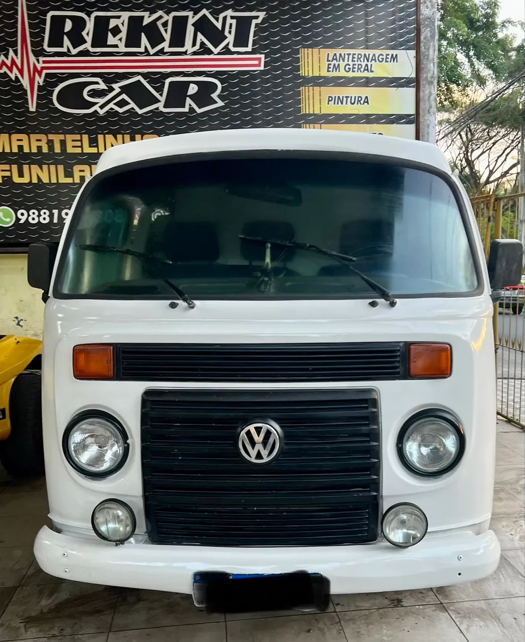 Volkswagen Kombi STANDARD 1.4 MI TOTAL FLEX 8V 2010
