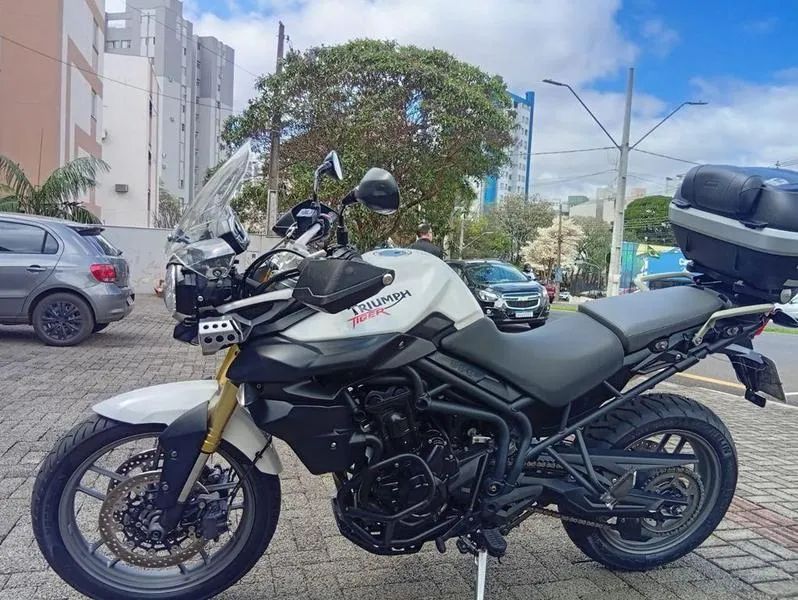TRIUMPH TIGER 800 2015 - Foto 4