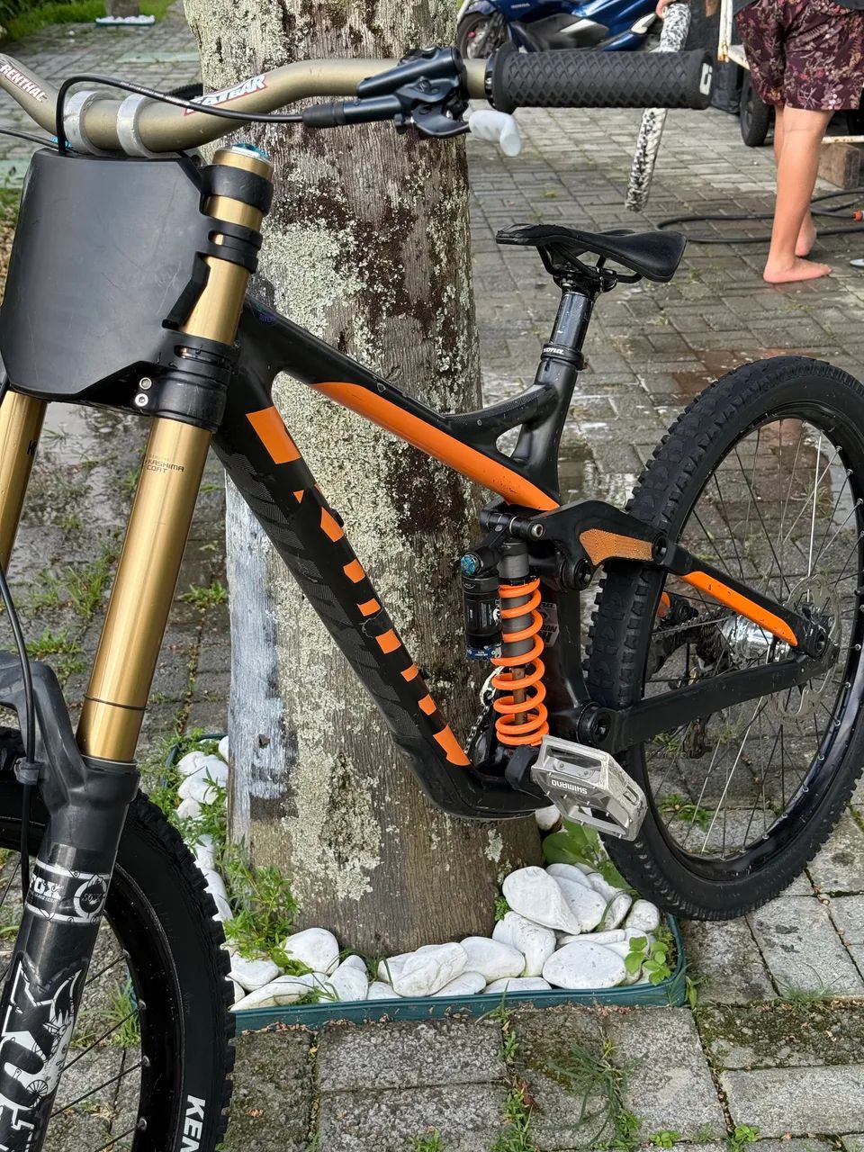 Kona Operator コナオペレーター DH Carbon Kona Operator コナ