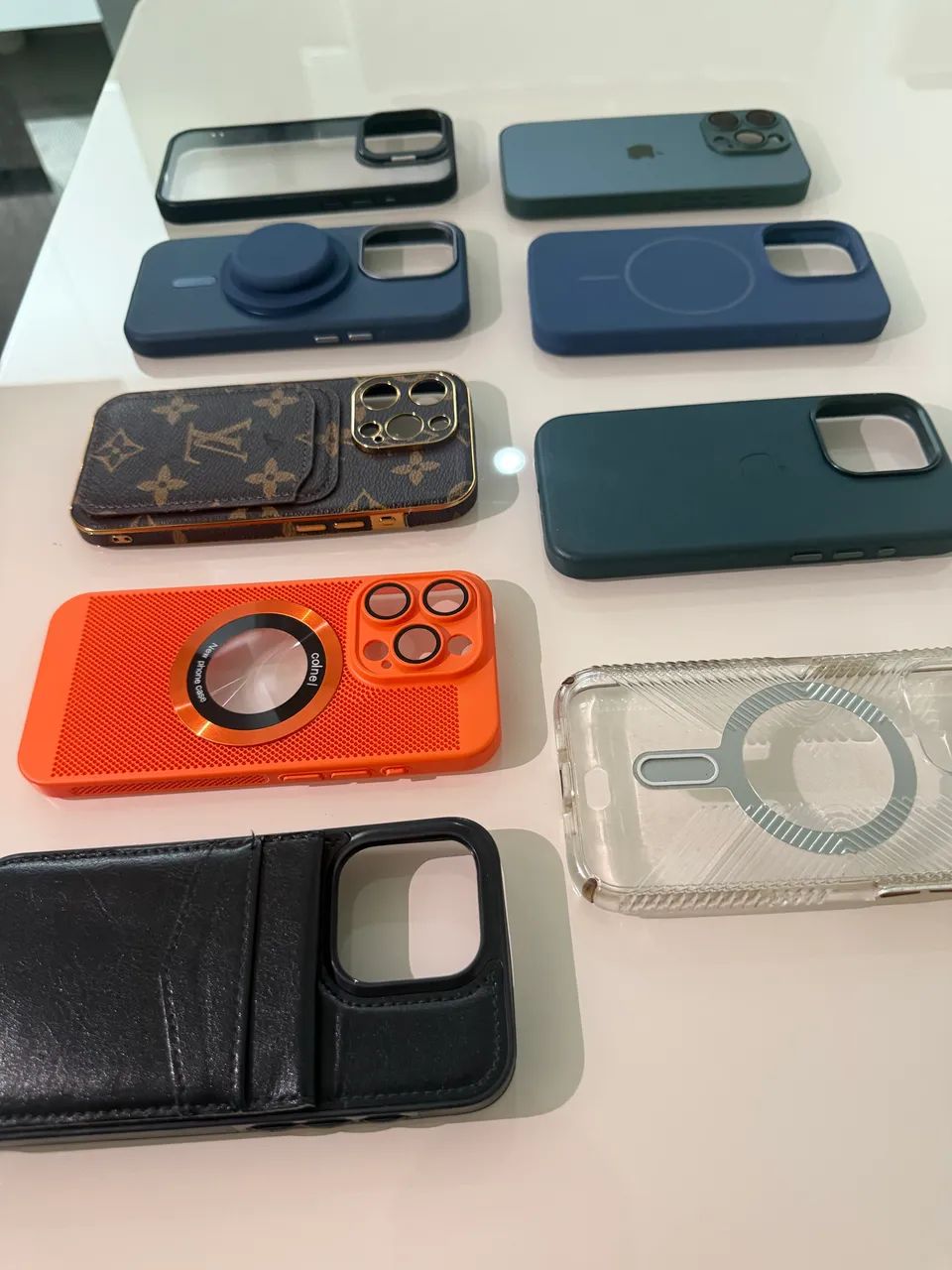 9 Cases de IPhone 15 Pro - Foto 2