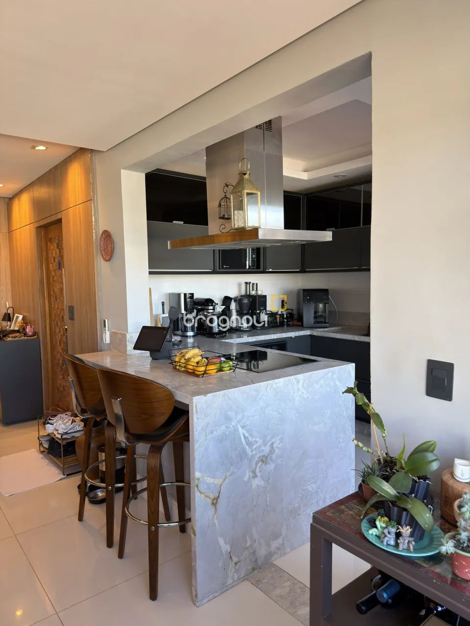 Brognoli Vende Apartamento com 3 quartos sendo 1 suíte em Coqueiros - Florianópolis. - Foto 4