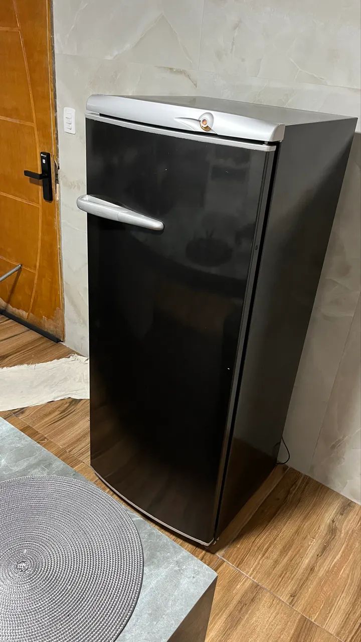 Refrigerador/Geladeira Cônsul 127 v~