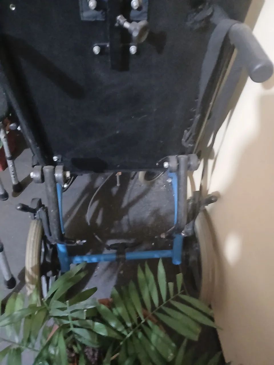 Cadeira de roda - Foto 2