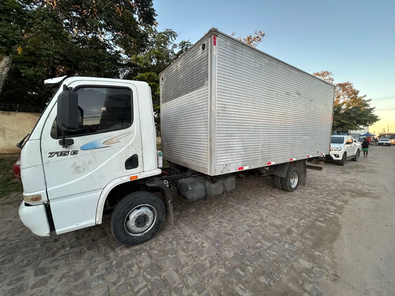 Accelo 715c ano 2004  - Foto 4